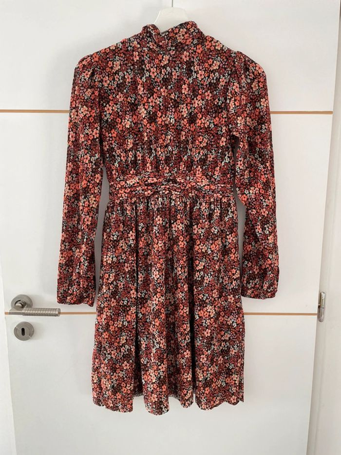 Robe fleurie plissée S Promod