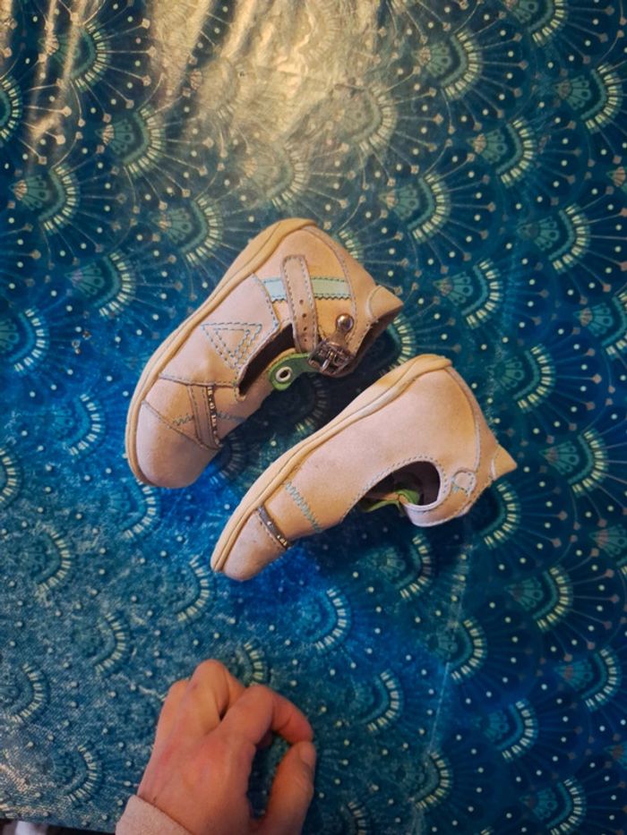 Chaussure 23 - photo numéro 4