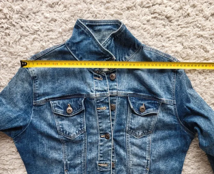 Veste en jean bleue claire Bershka Taille L ou 40 - photo numéro 8