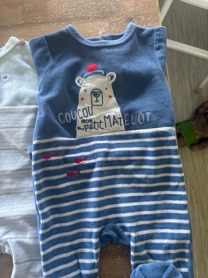Lot pyjama 6 mois - photo numéro 5