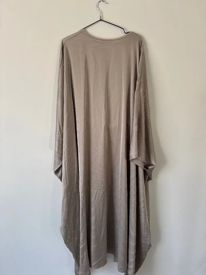 👗 Abaya strass longue manche courte - neuf avec étiquette - new collection- taille unique - photo numéro 5