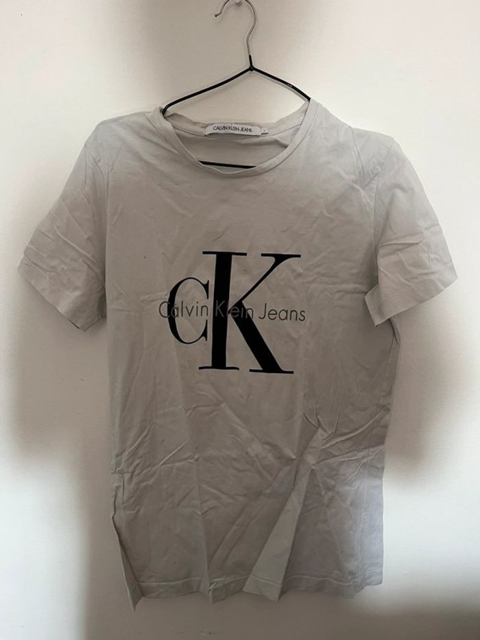 T-shirt Calvin Klein, jeans taille L blanc