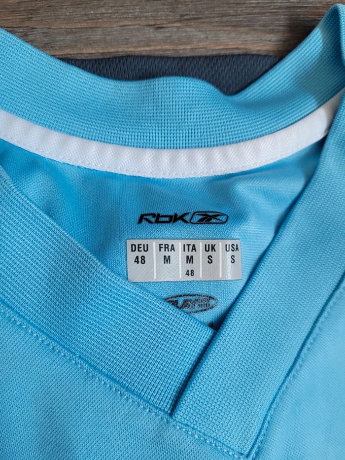 Lot tee-shirt de sport. - photo numéro 4
