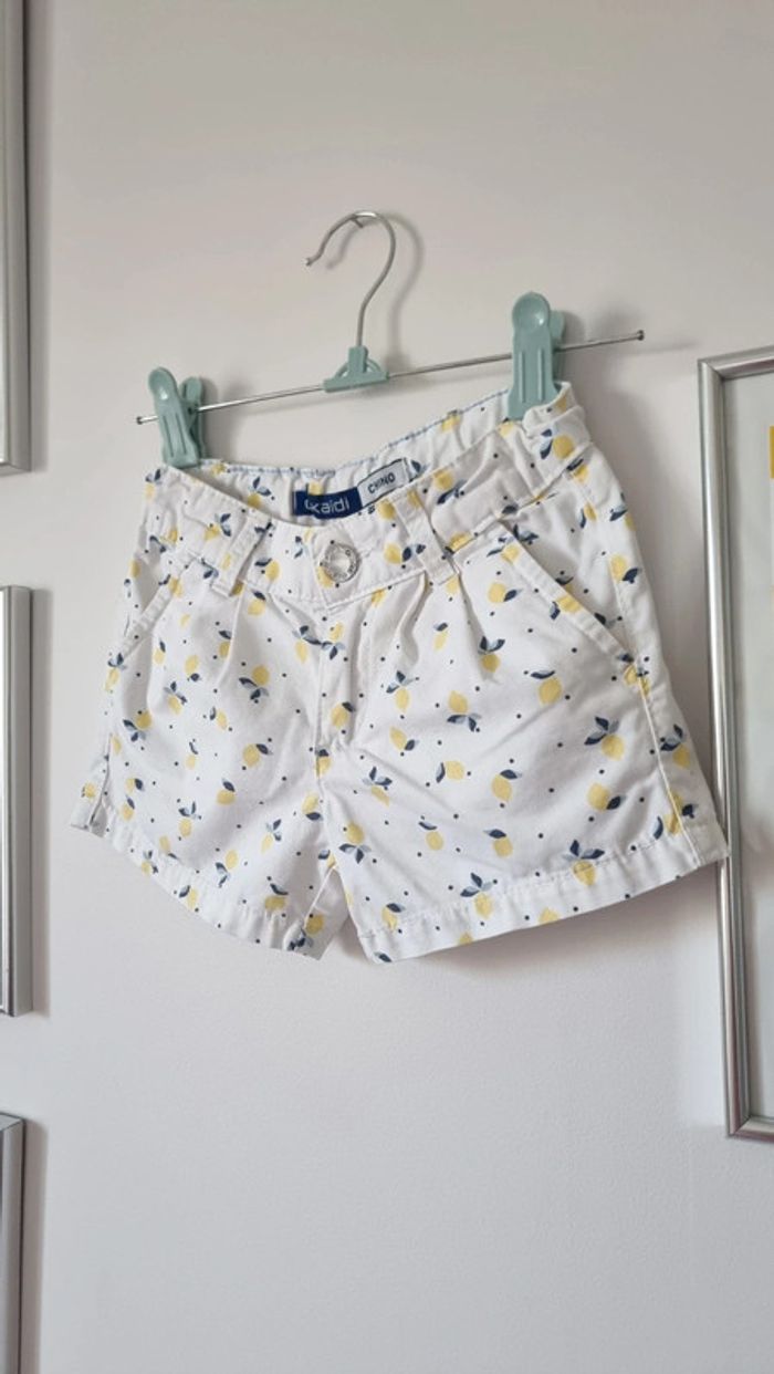 Short okaidi chino citron taille 4ans ceinture ajustabe