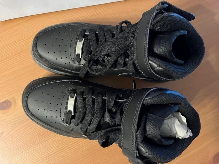 (Neuves non portées) 🏷🥰😍 superbes  baskets NIKE  AIR FORCE ONE Pointure 37.5 unisex 😍🥰 - photo numéro 5