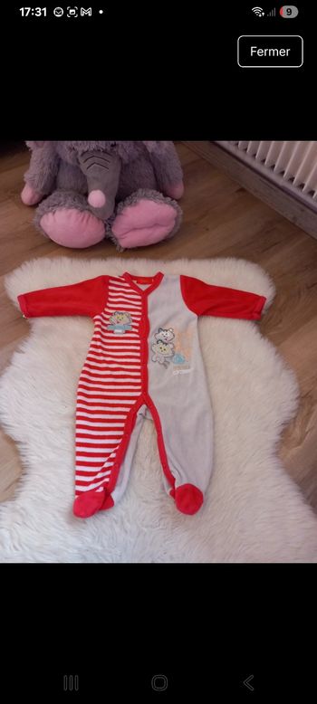 Très jolie pyjamas 3 mois 