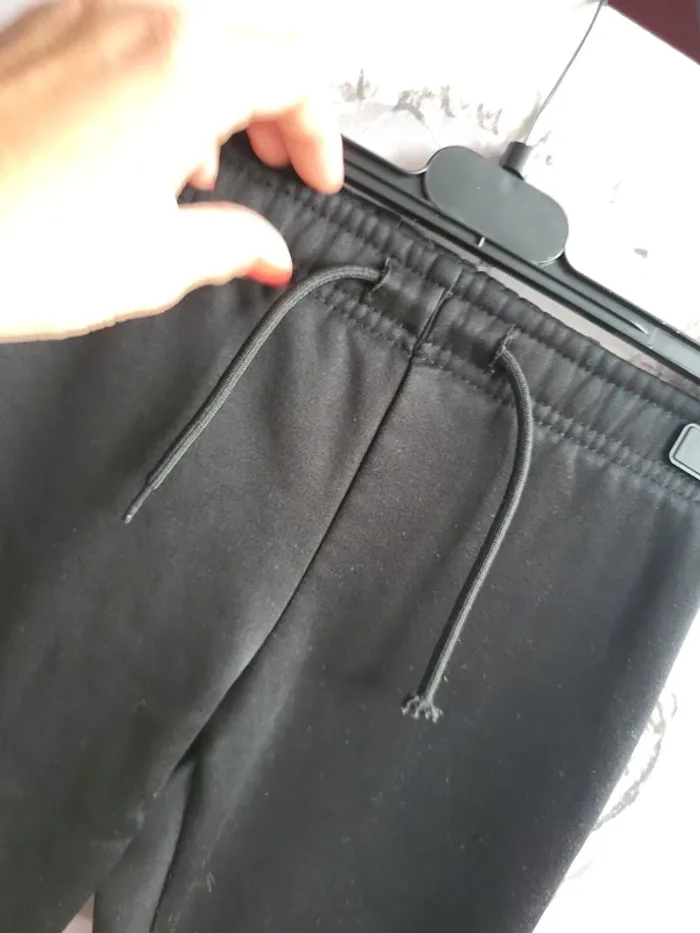 Pantalon survêtement noir - photo numéro 4