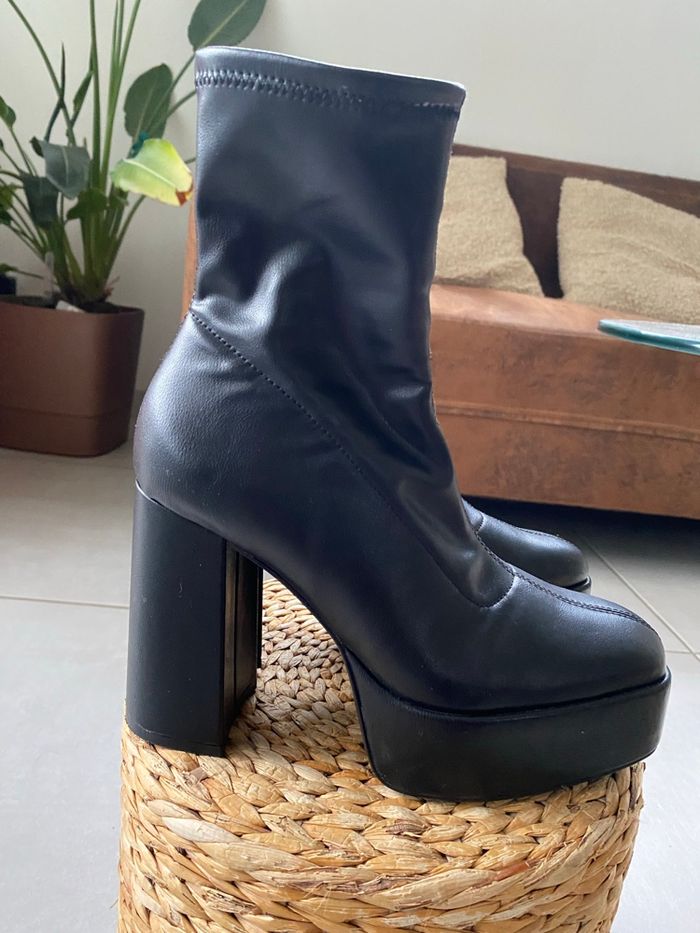 Bottines Neuves Stradivarius - photo numéro 10