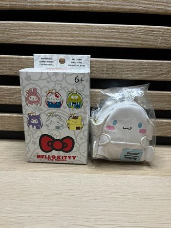 Loungefly hello kitty