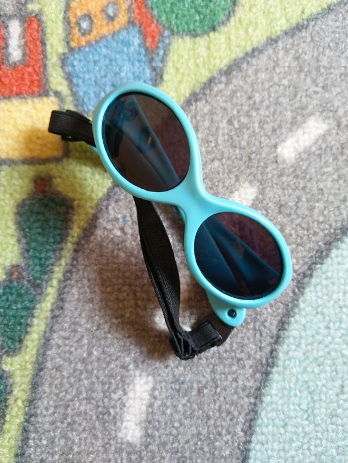 Lot casquettes et lunettes de soleil 2-4 ans - photo numéro 12