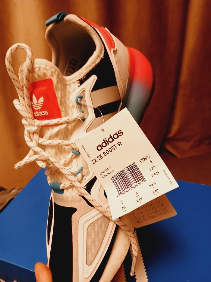 Chaussure  adidas  neuf - photo numéro 2