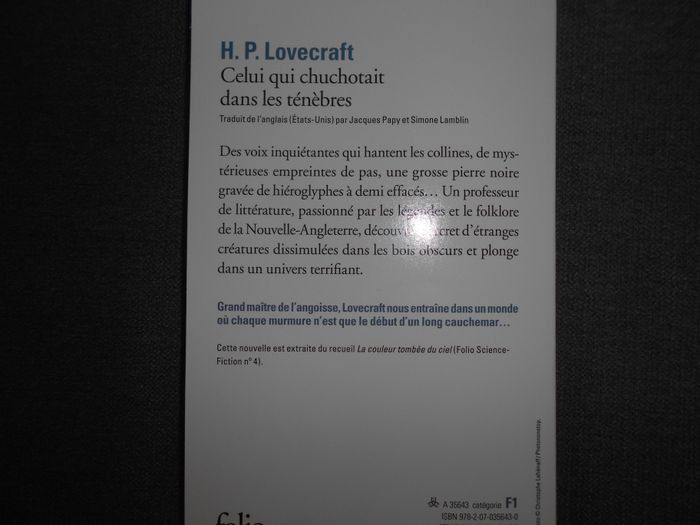 Livre: Celui qui chuchotait dans les ténèbres - photo numéro 2