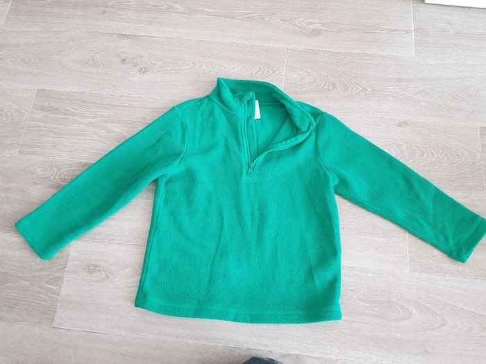 Pull polaire garçon taille 6-7 ans - photo numéro 2