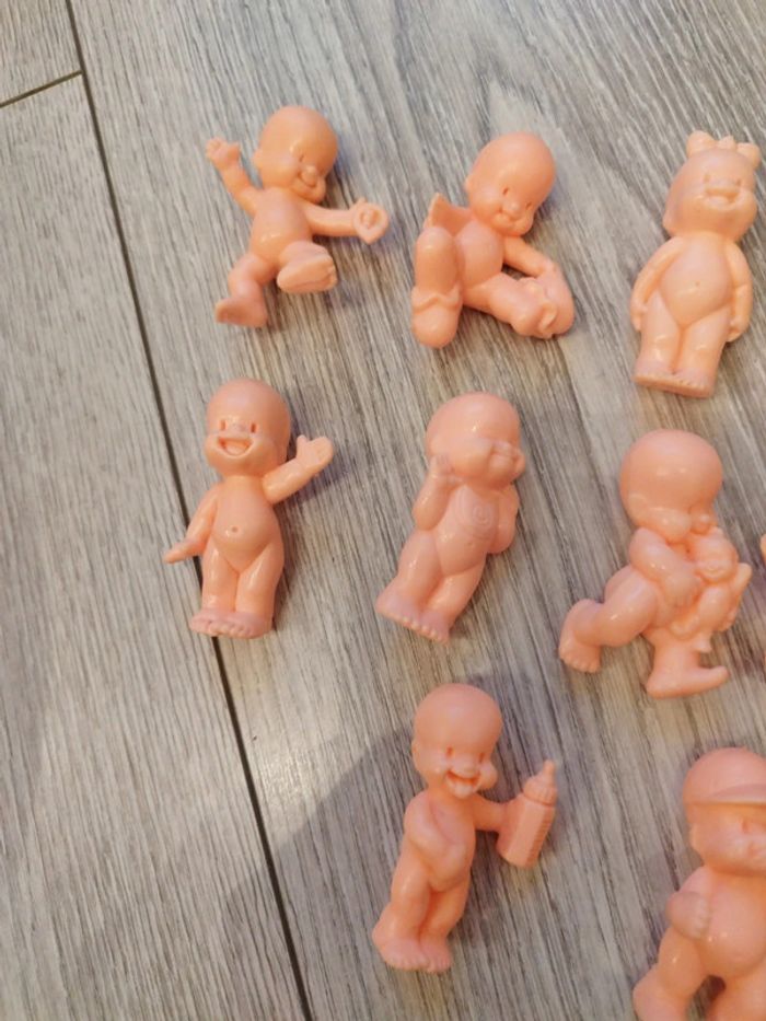 Lot figurines babies #vintage - photo numéro 2