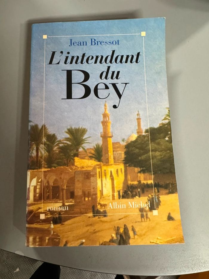 livre L'intendant du Bey