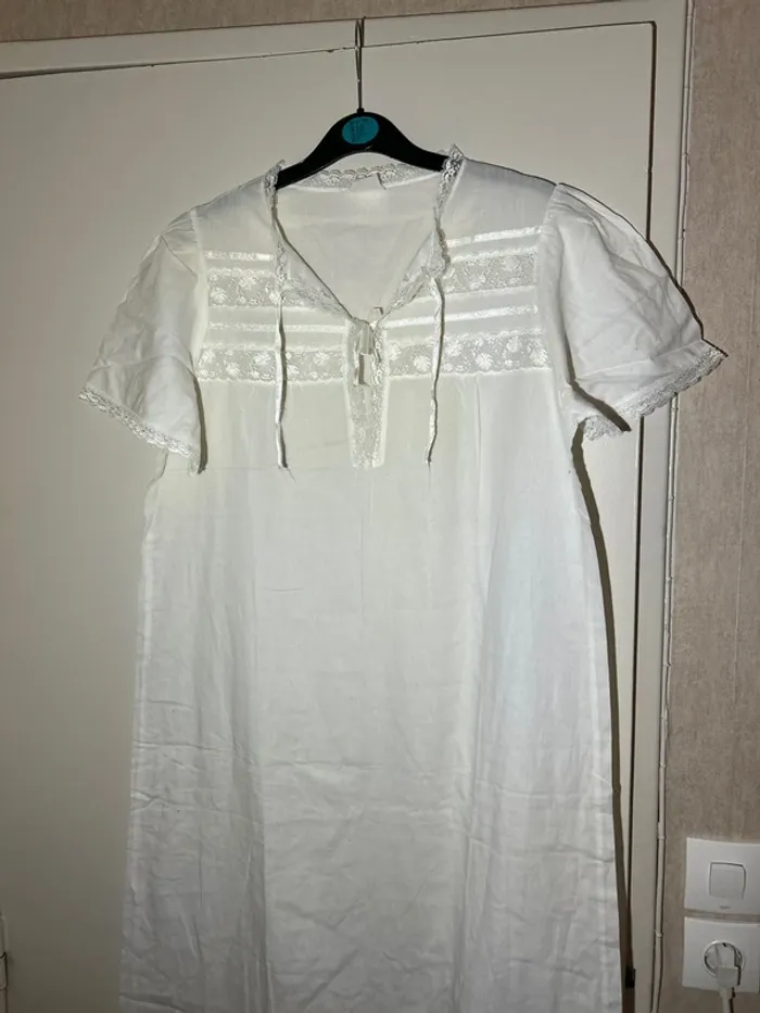 Robe longue blanche - photo numéro 3