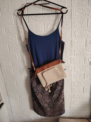 Ensemble jupe, débardeur et sac
