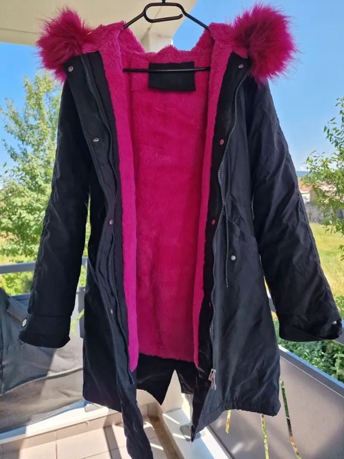 Manteau grosse fourrure fuschia - photo numéro 3
