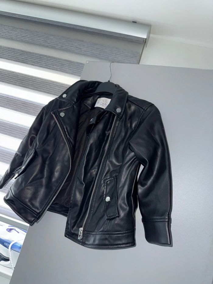 Veste zara enfant fille taille 110 - photo numéro 2