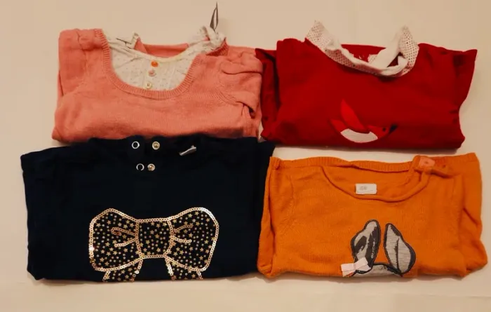 Lot 4 pulls légers fille 6 mois