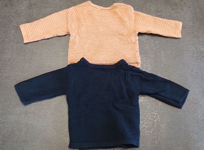 Lot 2 brassières kiabi 1 mois - photo numéro 2