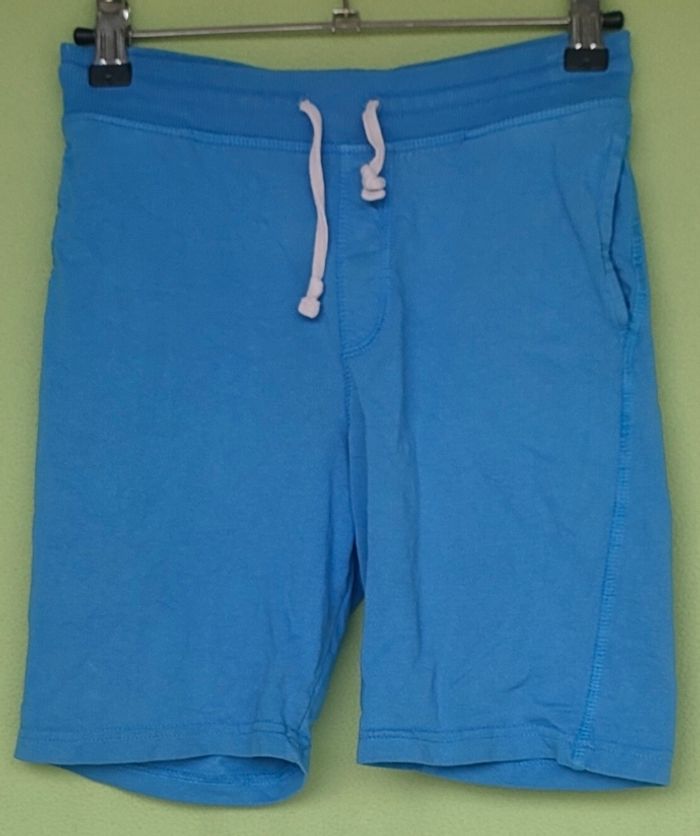 Short H&M taille 7 ans