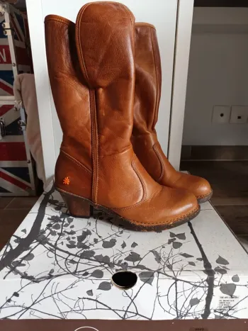 Bottes Art company