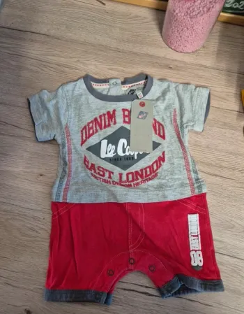 Barboteuse taille 3 mois