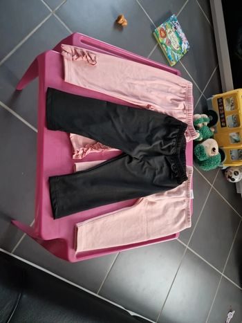 3 pantalons 9/12 mois