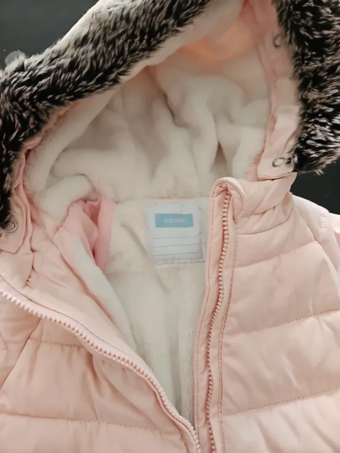 Doudoune a capuche chaude (18 mois) - photo numéro 3
