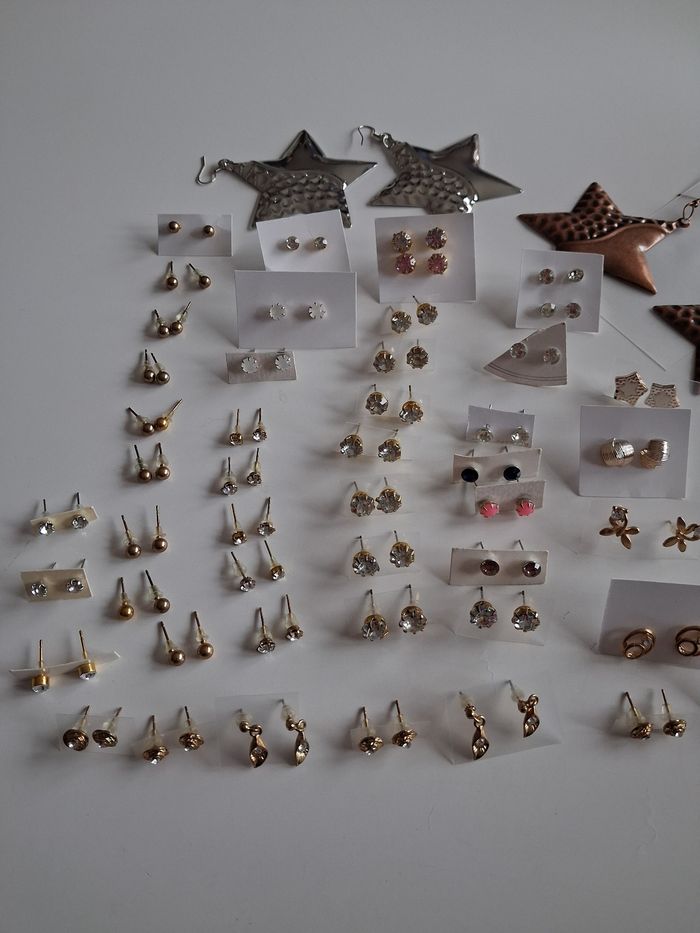 Lots de 50 paires de boucles d'oreilles neuf - photo numéro 7
