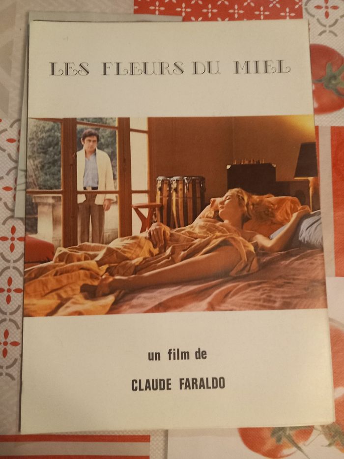 Affiche et synopsis du film : Les fleurs du miel - photo numéro 1