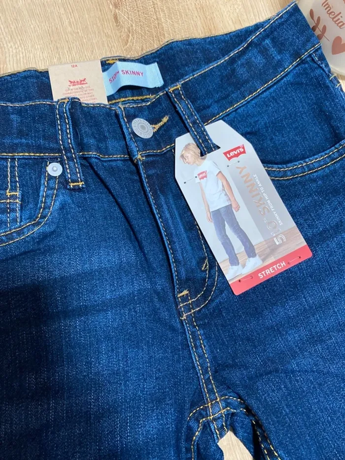Levis 510 12 ans garcon neuf - photo numéro 2