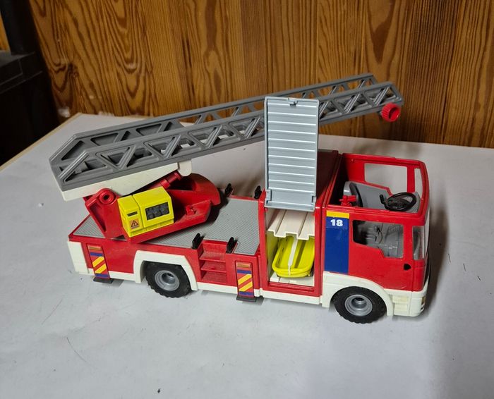 Playmobil 4820 camion de pompier - photo numéro 5