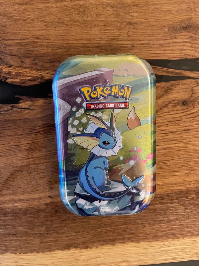 Pokémon Mini-Tin Aquali - Évolutions Prismatiques (EV8.5) - NEUF SCELLÉ FR - photo numéro 1