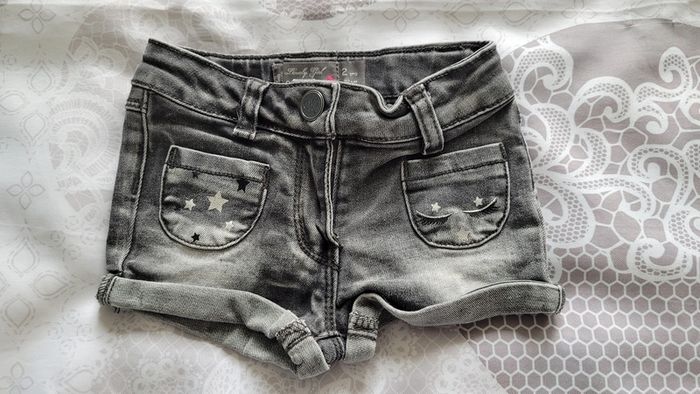 Short jeans fille 2 ans. - photo numéro 2