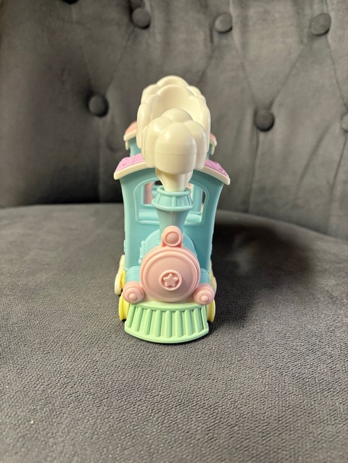 Petit train à vapeur Sylvanian comme neuf - photo numéro 4
