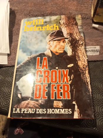 Livre la croix de fer