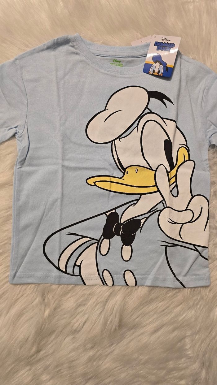 NEUFS (NON PORTÉS) 🏷💙😍🤩 Teeshirt mc et short 4 ans garçon 🤩😍💙🏷 - photo numéro 2