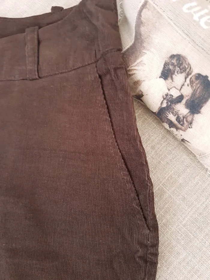 Short bermuda velours très fin marron Pimkie T 42 Neuf - photo numéro 5