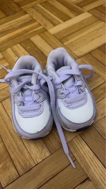 Basket bébé Nike