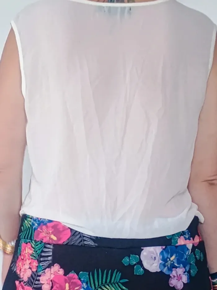 haut blanc à frange taille M/L - photo numéro 2