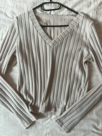 pull beige