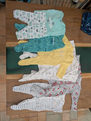 Lot de 6 pyjamas 1-2 mois ÉTÉ mixte 