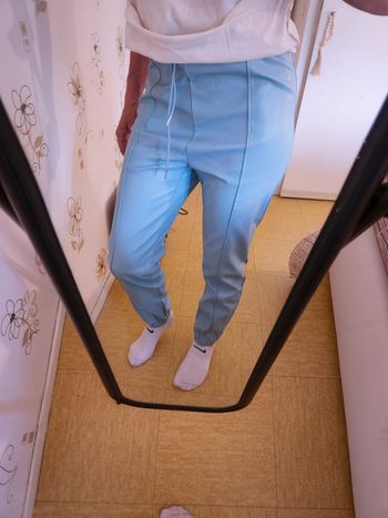 Pantalon simili cuir bleu neuf