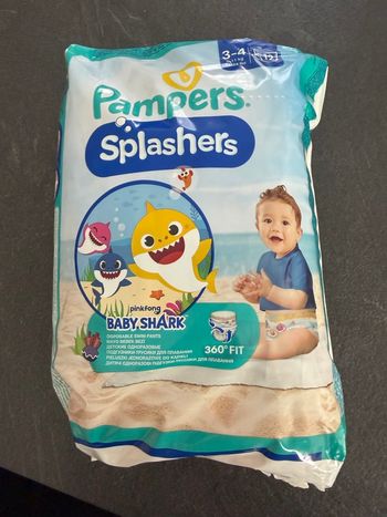 Couche Pampers pour le au 6/11 kilo neuf 