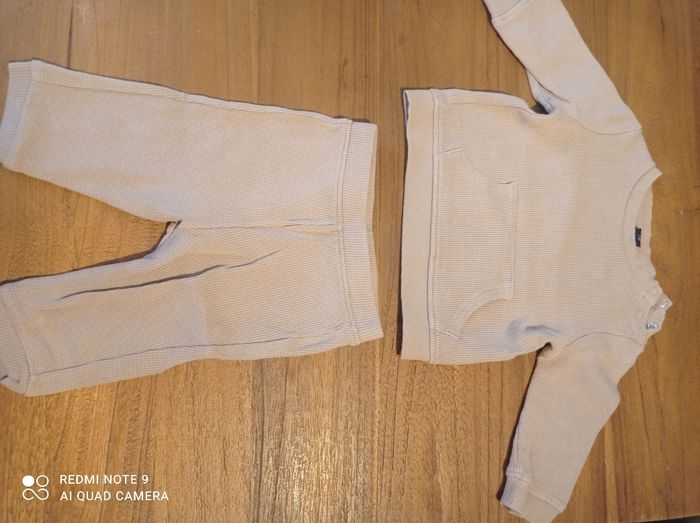 Lot vêtements 9 mois - photo numéro 4