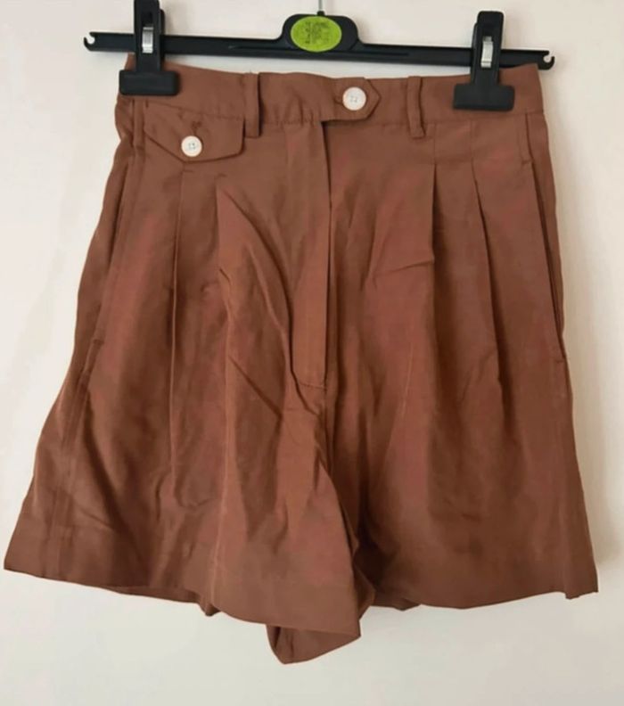 Short taille haute, marron, Mango