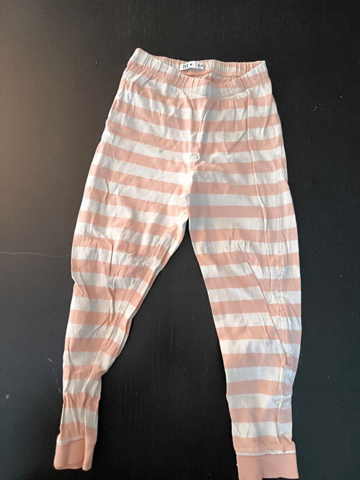 Pyjama 2 pièces 5 -6 ans - photo numéro 7