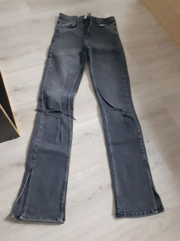 Jeans gris ouvert troué M - photo numéro 3